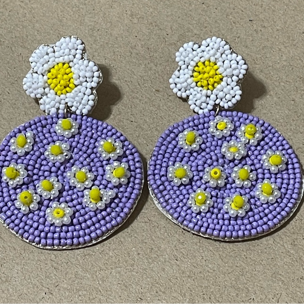 🎉🌼Floral Abundance Beaded Earrings
